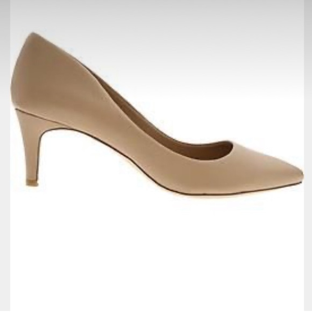 Banana Republic Giah Pump